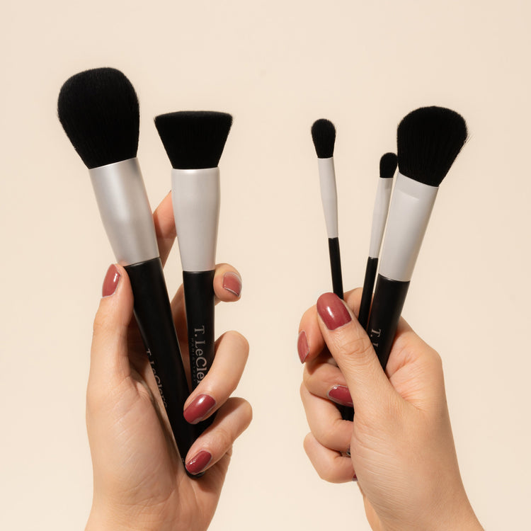 PINCEAUX ET ACCESSOIRES MAQUILLAGE